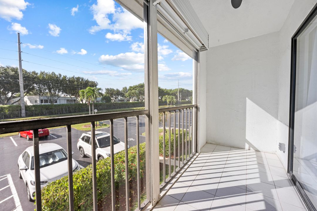 En Venta: $259,000 (2 camas, 2 baños, 1100 Pies cuadrados)