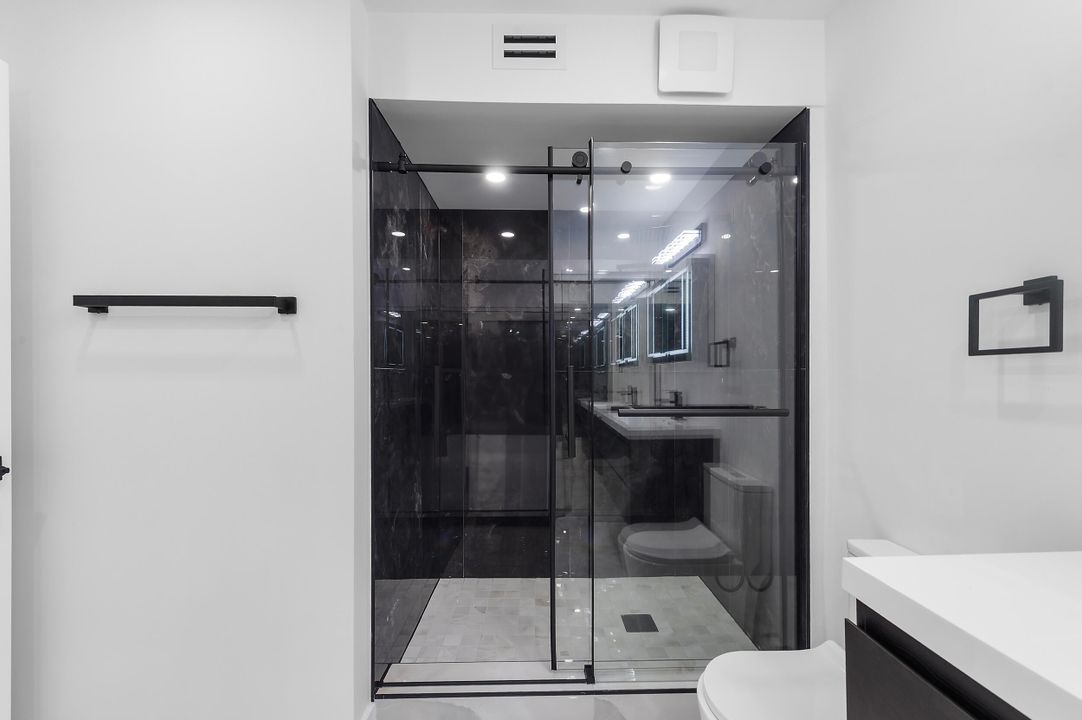 En Venta: $259,000 (2 camas, 2 baños, 1100 Pies cuadrados)