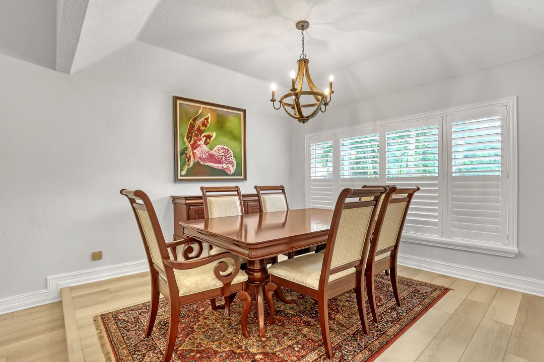 For Sale: $1,050,000 (4 beds, 3 baths, 3166 Square Feet)