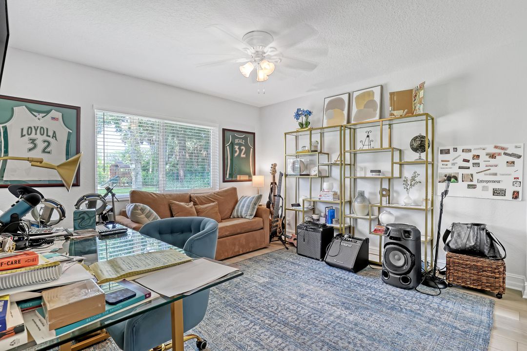 For Sale: $1,050,000 (4 beds, 3 baths, 3166 Square Feet)