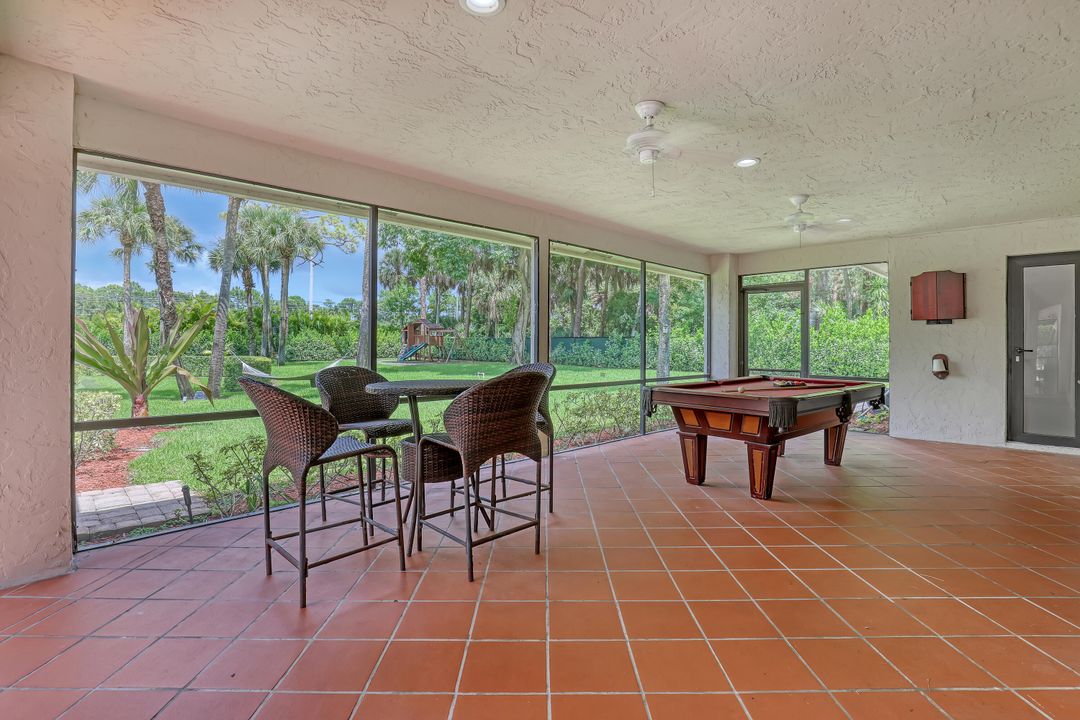 For Sale: $1,050,000 (4 beds, 3 baths, 3166 Square Feet)