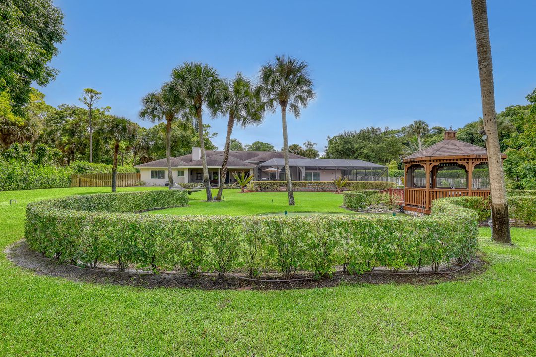 For Sale: $1,050,000 (4 beds, 3 baths, 3166 Square Feet)