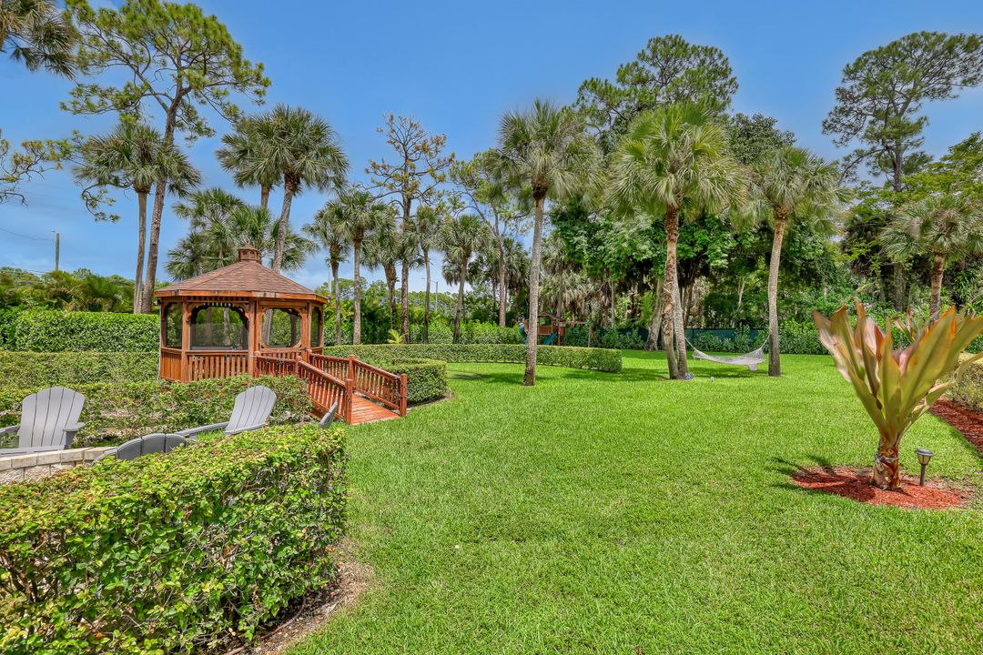 For Sale: $1,050,000 (4 beds, 3 baths, 3166 Square Feet)