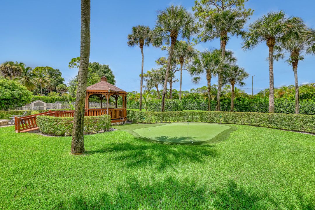 For Sale: $1,050,000 (4 beds, 3 baths, 3166 Square Feet)