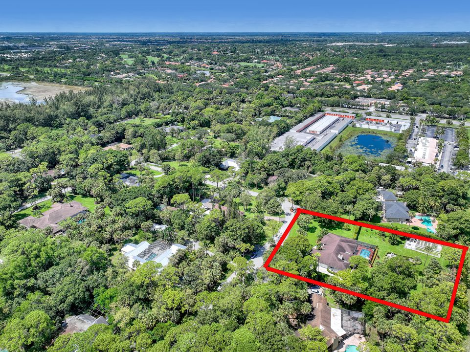 For Sale: $1,050,000 (4 beds, 3 baths, 3166 Square Feet)