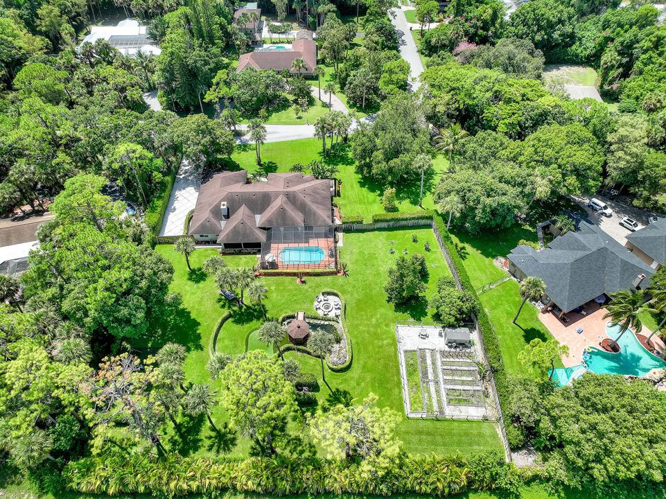 For Sale: $1,050,000 (4 beds, 3 baths, 3166 Square Feet)