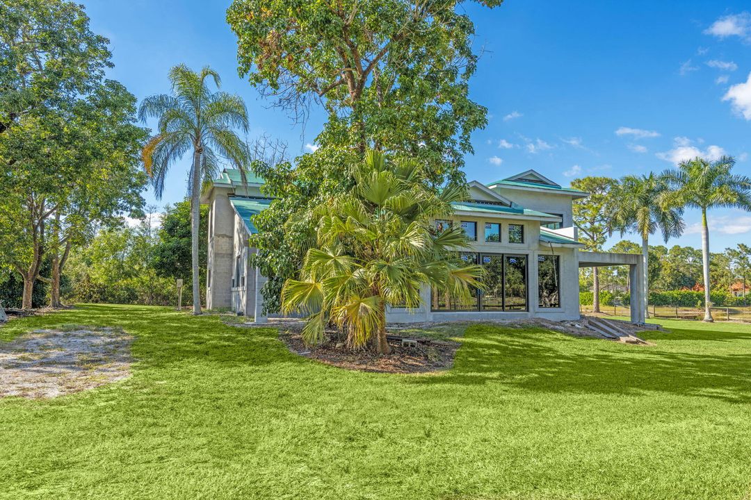 For Sale: $1,850,000 (4 beds, 4 baths, 3800 Square Feet)