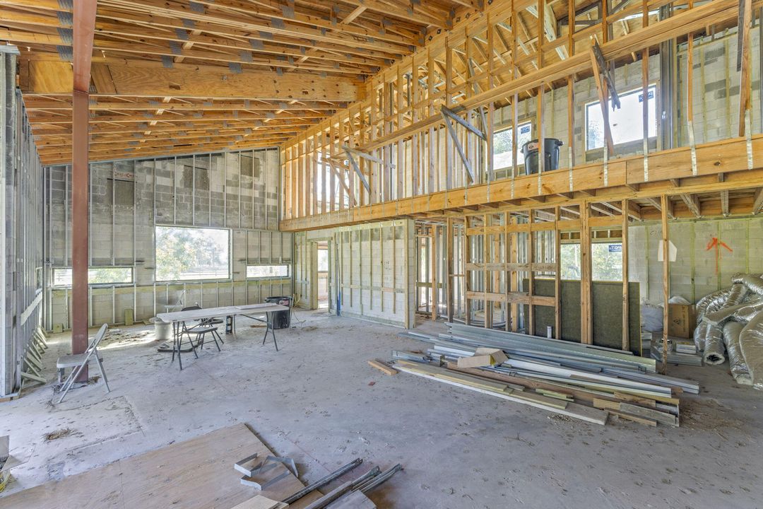 For Sale: $1,850,000 (4 beds, 4 baths, 3800 Square Feet)