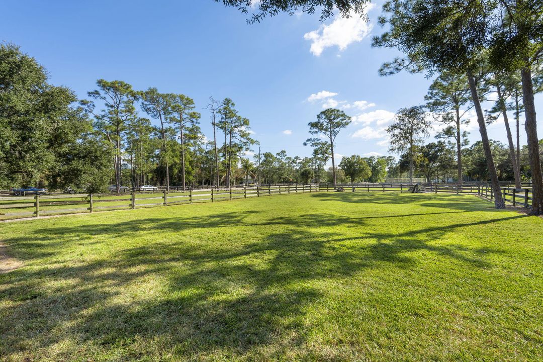 For Sale: $1,850,000 (4 beds, 4 baths, 3800 Square Feet)