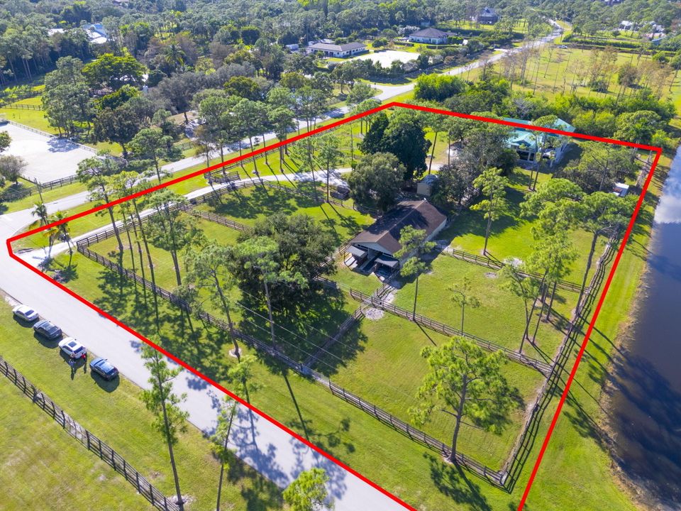 For Sale: $1,850,000 (4 beds, 4 baths, 3800 Square Feet)