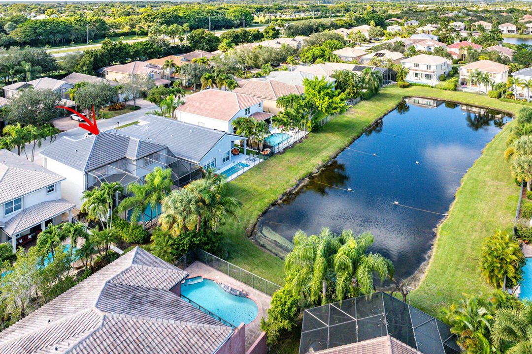 Active With Contract: $1,049,900 (5 beds, 3 baths, 2893 Square Feet)