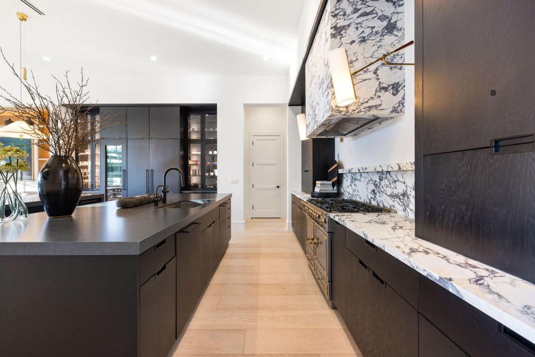 En Venta: $5,490,000 (4 camas, 3 baños, 4842 Pies cuadrados)