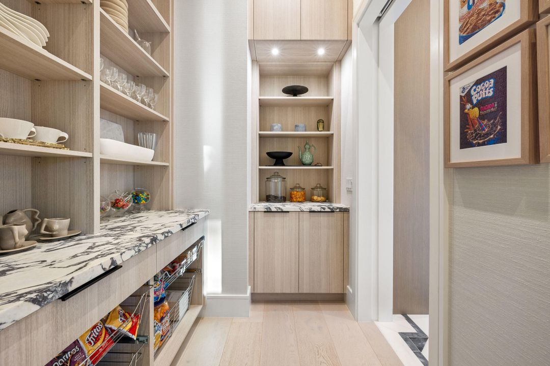 En Venta: $5,490,000 (4 camas, 3 baños, 4842 Pies cuadrados)