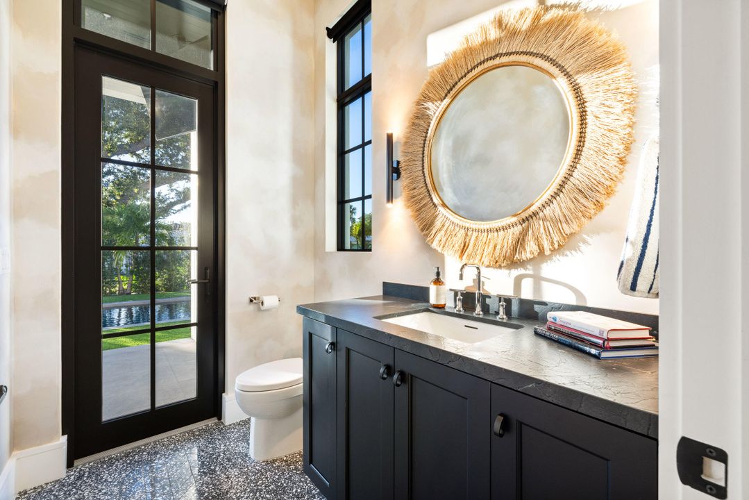 En Venta: $5,490,000 (4 camas, 3 baños, 4842 Pies cuadrados)