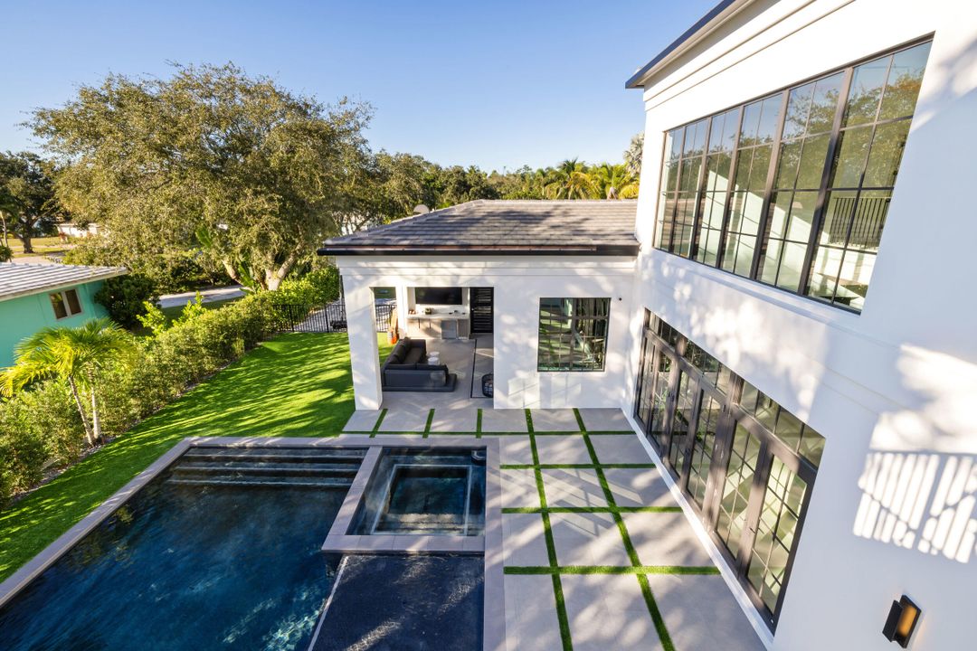 En Venta: $5,490,000 (4 camas, 3 baños, 4842 Pies cuadrados)