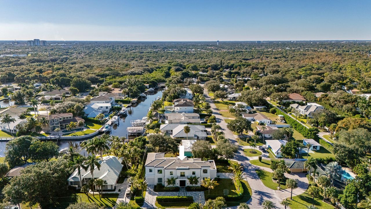 En Venta: $5,490,000 (4 camas, 3 baños, 4842 Pies cuadrados)