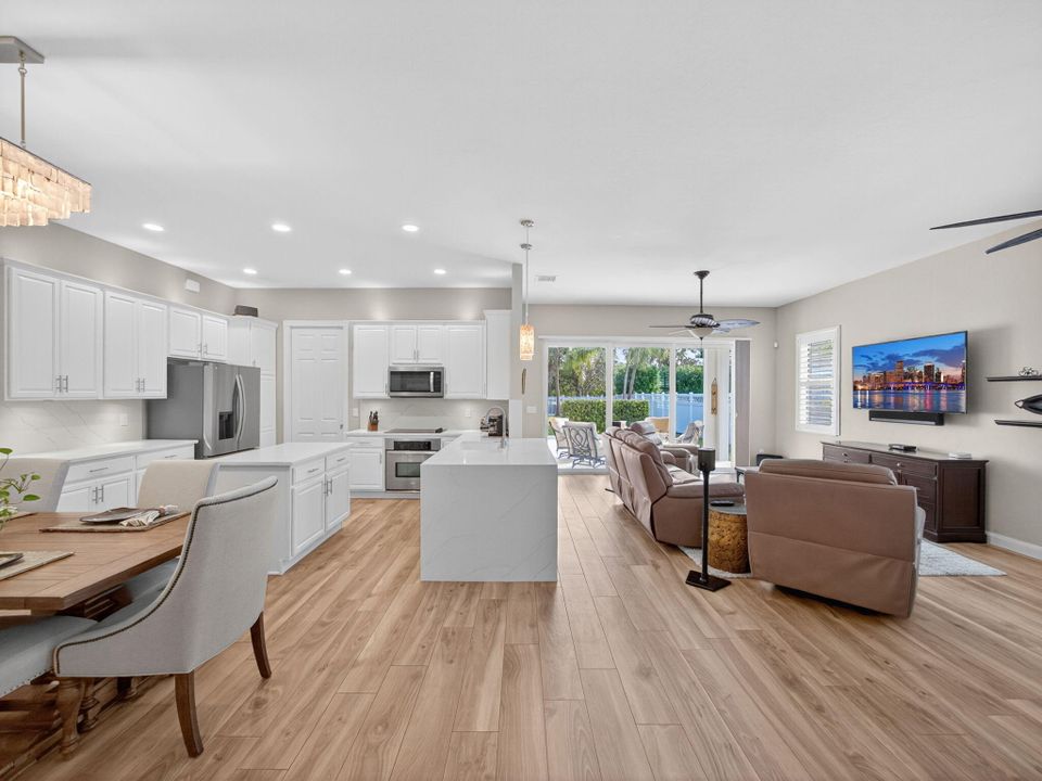 For Sale: $1,349,000 (3 beds, 3 baths, 2097 Square Feet)