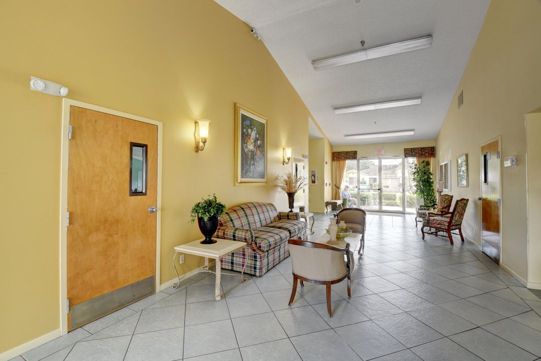 For Sale: $364,900 (2 beds, 2 baths, 1148 Square Feet)