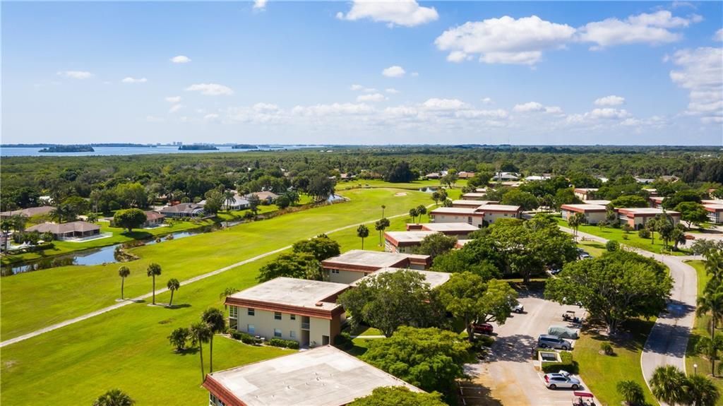 For Sale: $104,999 (1 beds, 1 baths, 750 Square Feet)