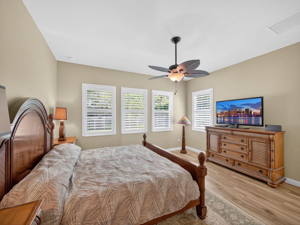 For Sale: $1,349,000 (3 beds, 3 baths, 2097 Square Feet)