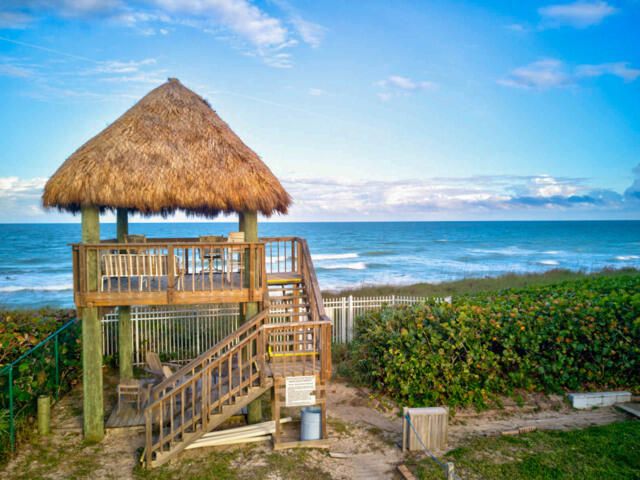 待售: $439,000 (2 贝兹, 2 浴室, 925 平方英尺)