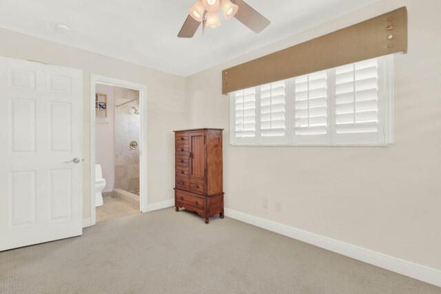 待售: $439,000 (2 贝兹, 2 浴室, 925 平方英尺)