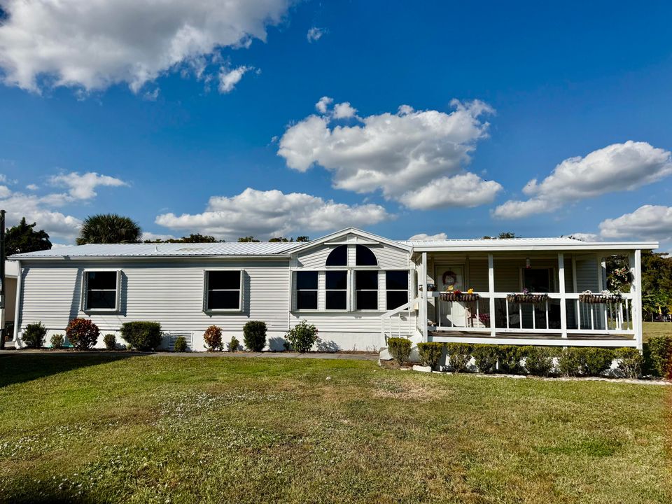 For Sale: $399,000 (3 beds, 2 baths, 1779 Square Feet)