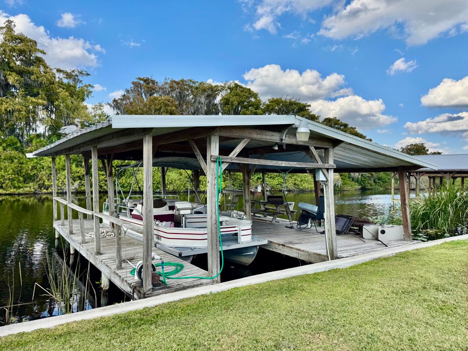 For Sale: $399,000 (3 beds, 2 baths, 1779 Square Feet)