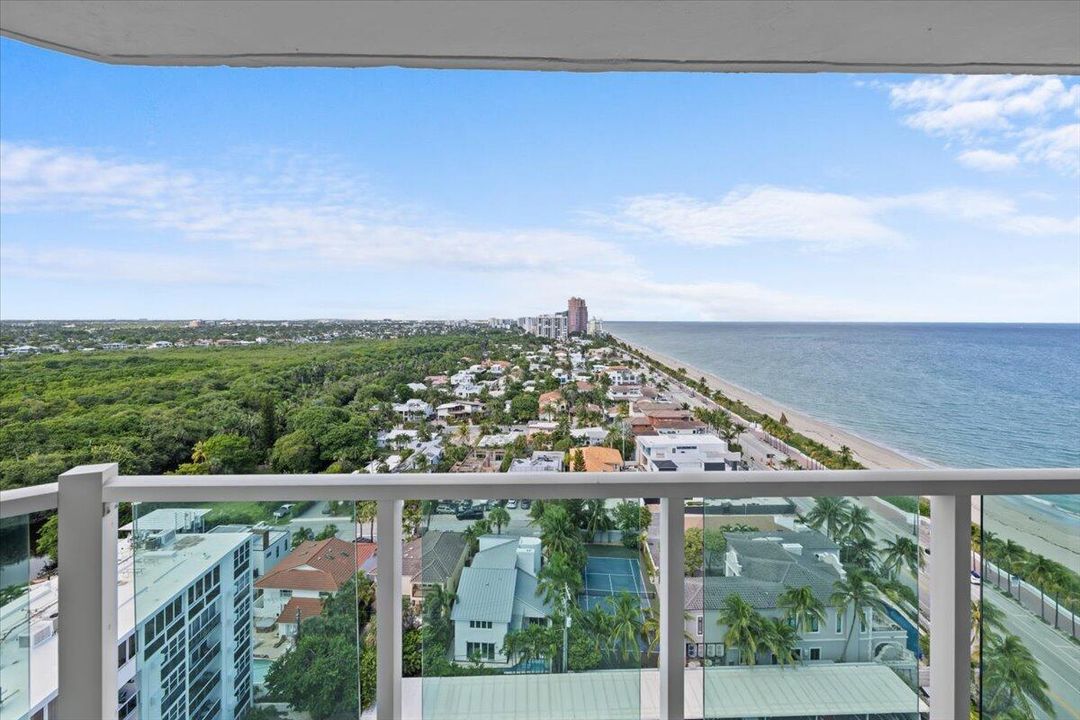 На продажу: $1,200,000 (2 спален, 2 ванн, 1700 Квадратных фут)