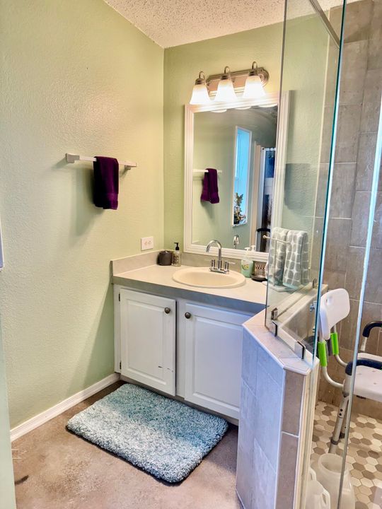 For Sale: $399,000 (3 beds, 2 baths, 1779 Square Feet)