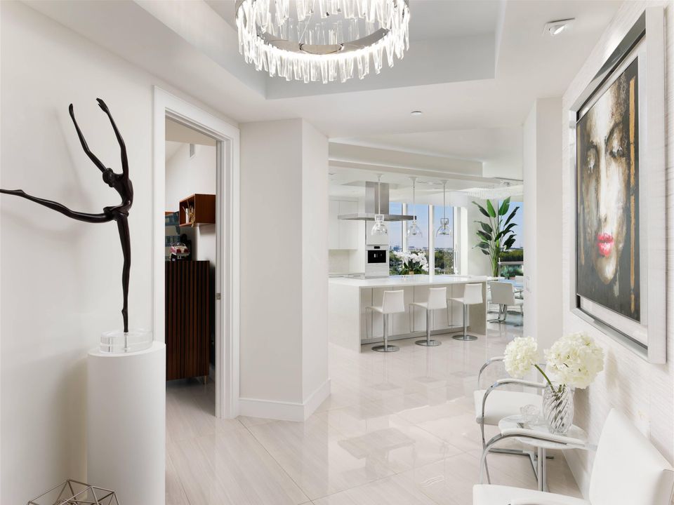 For Rent: $20,000 (3 beds, 3 baths, 2686 Square Feet)