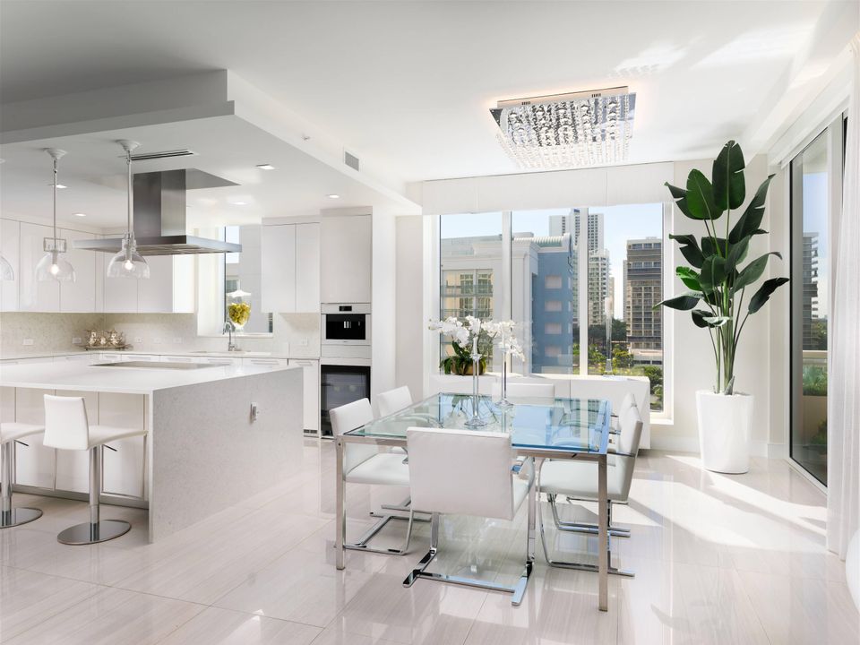 For Rent: $20,000 (3 beds, 3 baths, 2686 Square Feet)