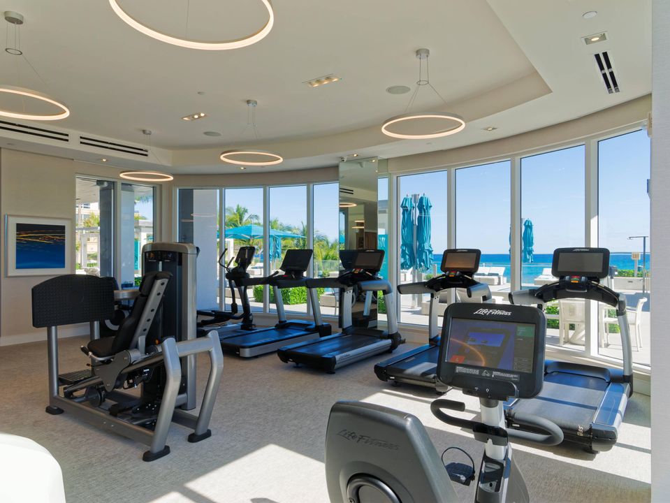 For Rent: $20,000 (3 beds, 3 baths, 2686 Square Feet)