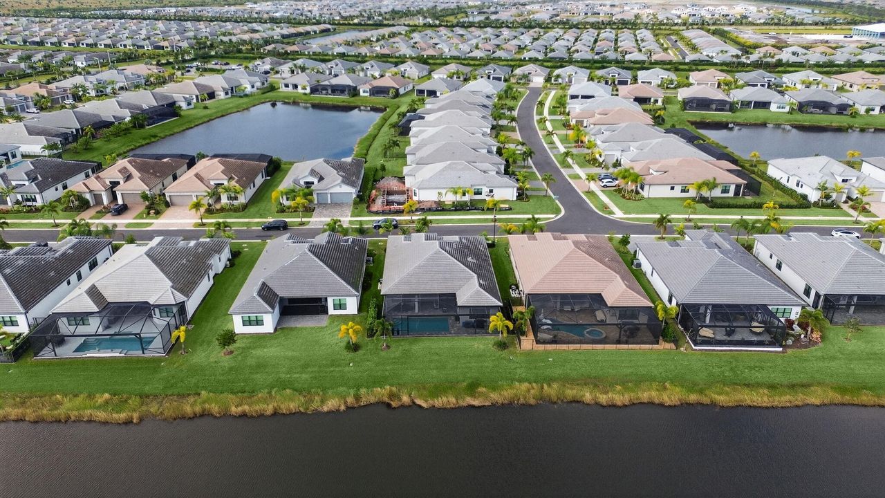 На продажу: $1,200,000 (3 спален, 3 ванн, 2736 Квадратных фут)