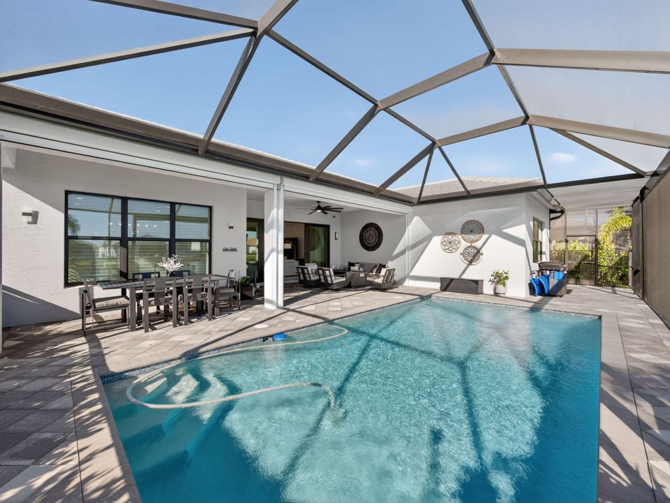 На продажу: $1,200,000 (3 спален, 3 ванн, 2736 Квадратных фут)