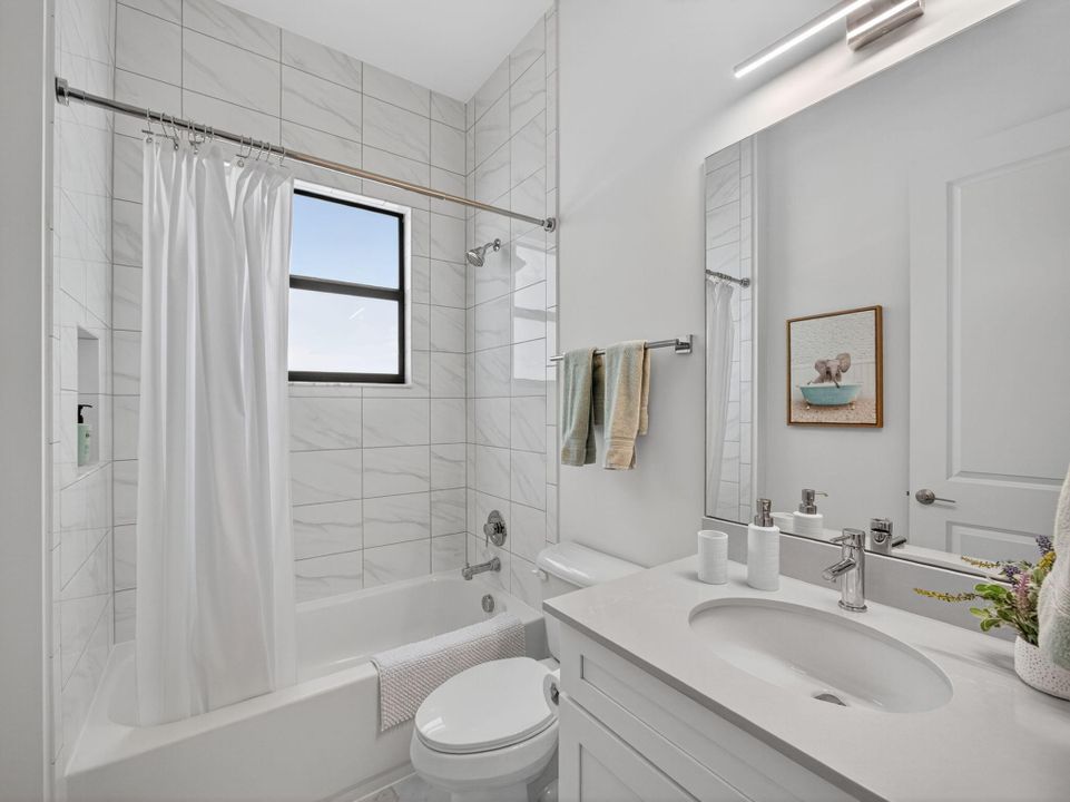 На продажу: $1,200,000 (3 спален, 3 ванн, 2736 Квадратных фут)