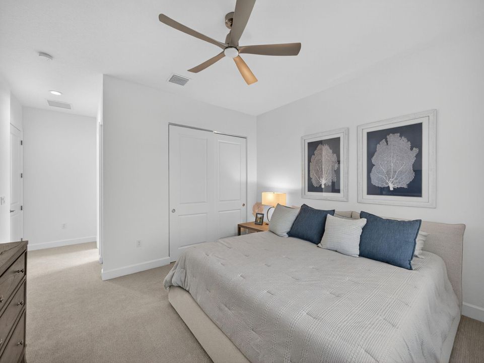 На продажу: $1,200,000 (3 спален, 3 ванн, 2736 Квадратных фут)