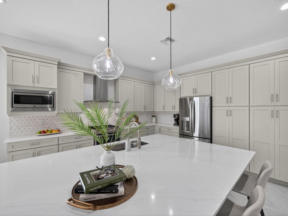 На продажу: $1,200,000 (3 спален, 3 ванн, 2736 Квадратных фут)