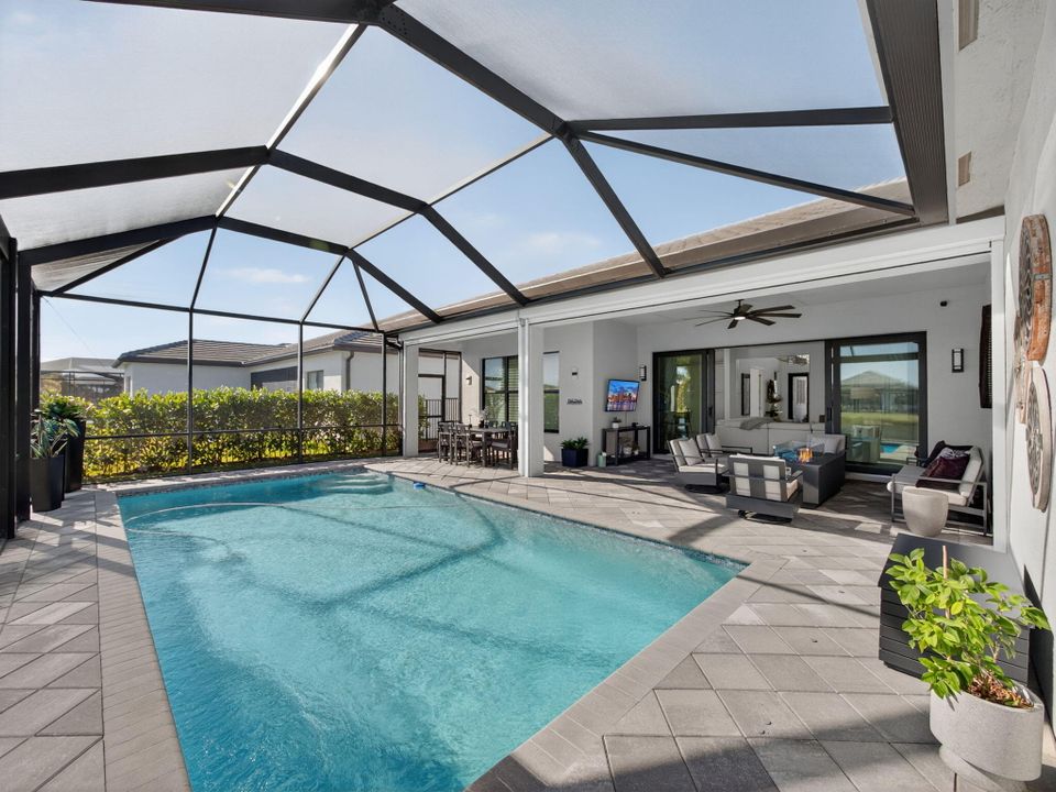 На продажу: $1,200,000 (3 спален, 3 ванн, 2736 Квадратных фут)