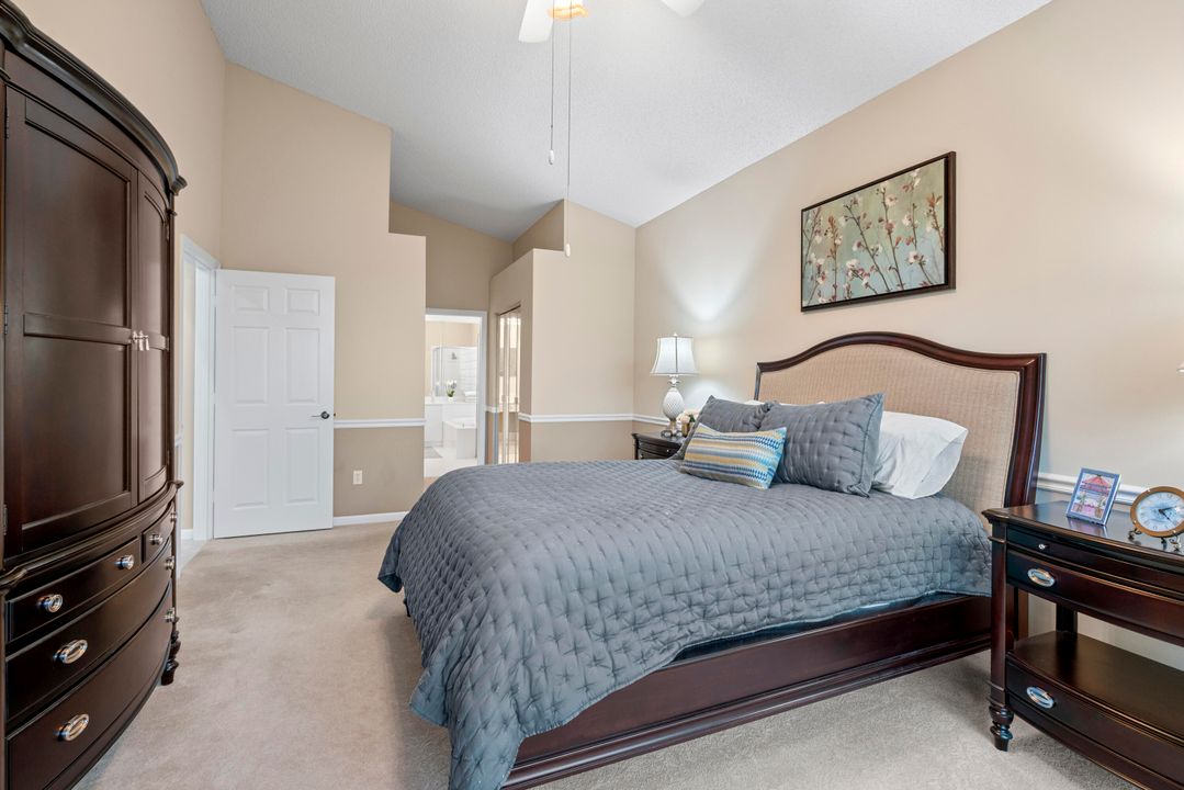 合同活跃: $689,000 (3 贝兹, 2 浴室, 2012 平方英尺)