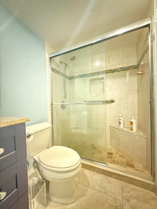 待售: $89,999 (1 贝兹, 1 浴室, 683 平方英尺)