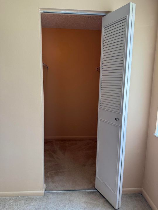 出租: $1,450 (2 贝兹, 1 浴室, 818 平方英尺)