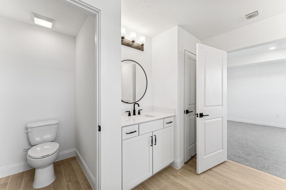 На продажу: $489,995 (3 спален, 2 ванн, 1986 Квадратных фут)