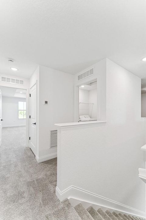 На продажу: $489,995 (3 спален, 2 ванн, 1986 Квадратных фут)