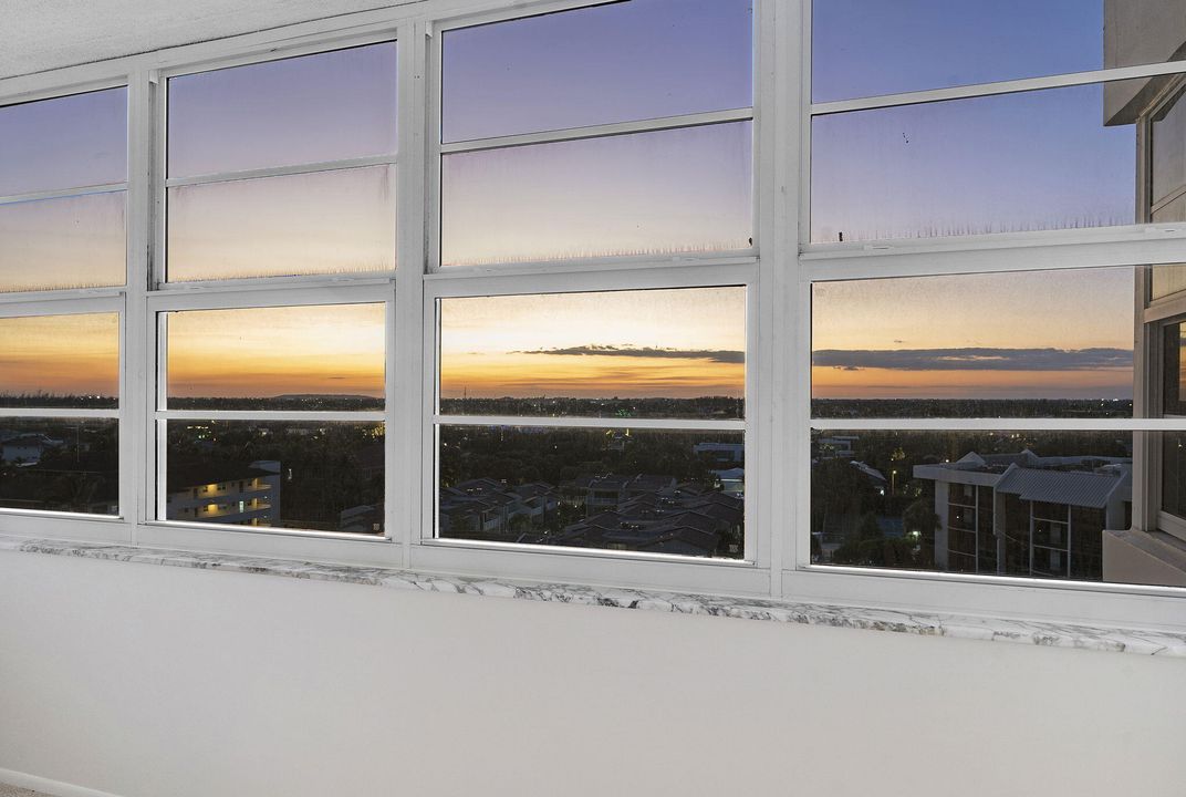 待售: $1,750,000 (3 贝兹, 2 浴室, 1800 平方英尺)