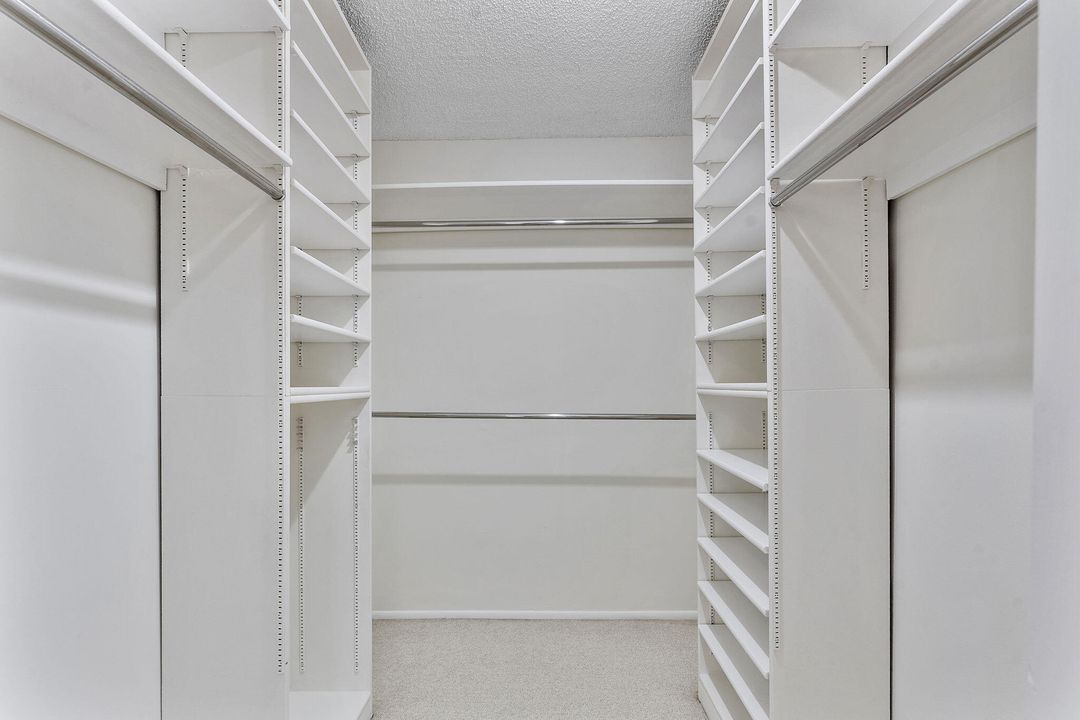 待售: $1,750,000 (3 贝兹, 2 浴室, 1800 平方英尺)