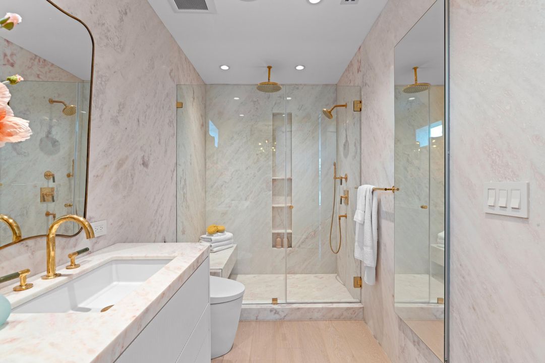 На продажу: $11,800,000 (0 спален, 0 ванн, 4213 Квадратных фут)