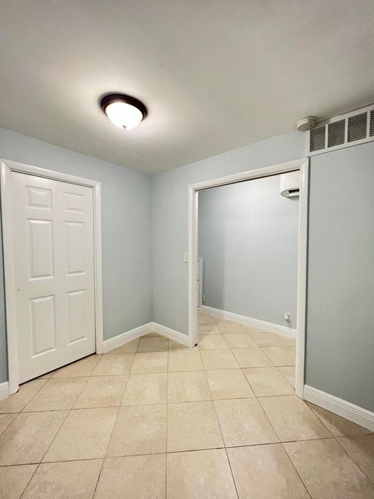 En Renta: $1,475 (6 camas, 5 baños, 500 Pies cuadrados)