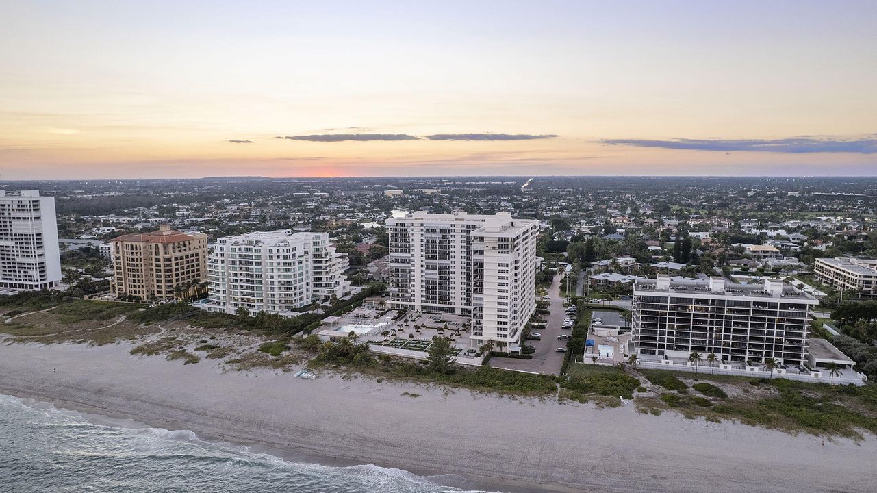 待售: $1,750,000 (3 贝兹, 2 浴室, 1800 平方英尺)