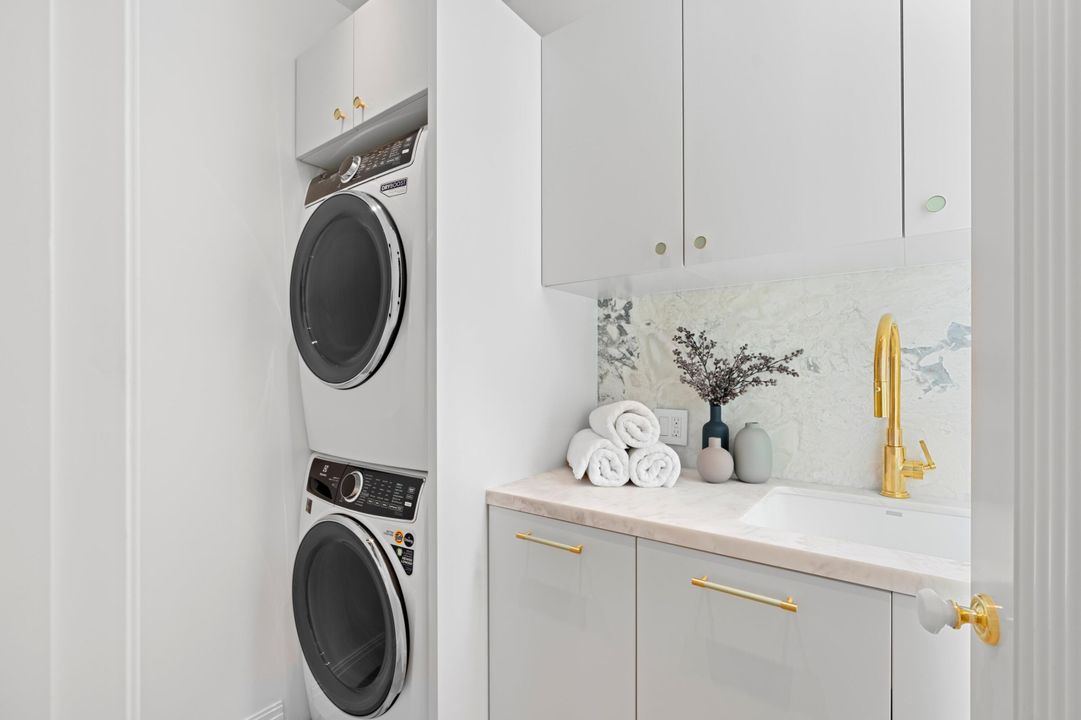 На продажу: $11,800,000 (0 спален, 0 ванн, 4213 Квадратных фут)